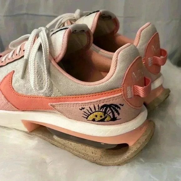 Nike Air Max Sun Club Women’s Sneakers - Picture 4 of 7